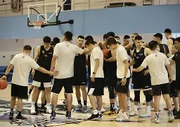 包含马赛止住颓势备战CBA季后赛上海久事手感冰凉备战中超之后，山东男篮豪取连胜备战英超的词条